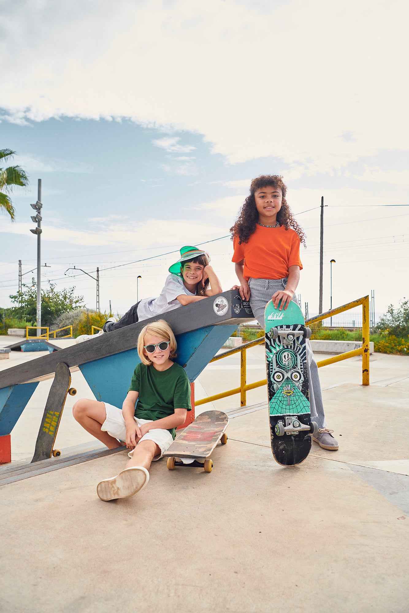 Dein personalisiertes Basic T-Shirt Kinder 100-160